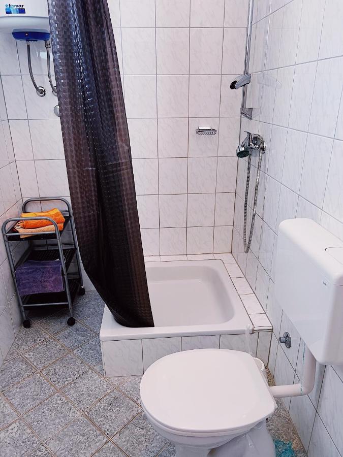 Apartmani Marin Medulin Zewnętrze zdjęcie