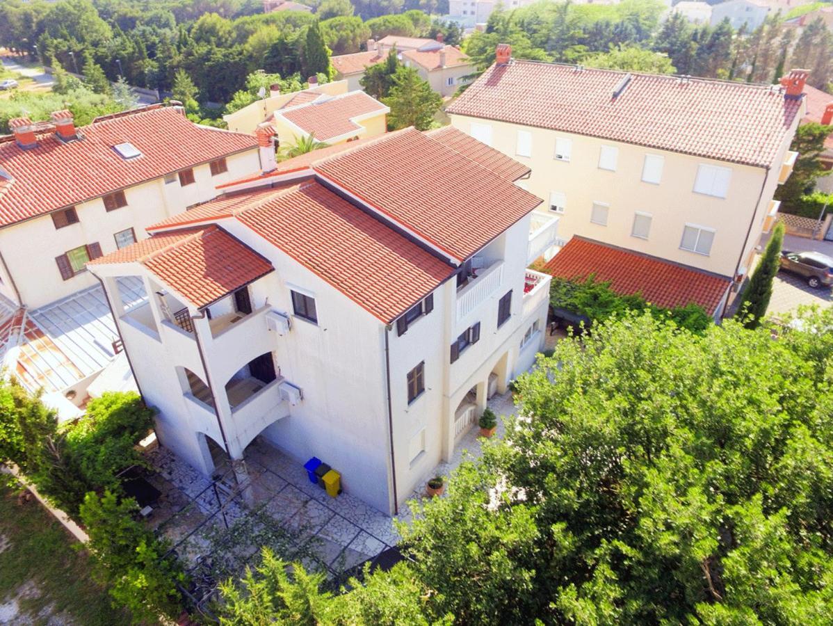 Apartmani Marin Medulin Zewnętrze zdjęcie